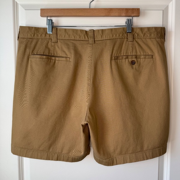 J. Crew - Men's 7" flex chino short - Size 40 - Picture 2 of 4
